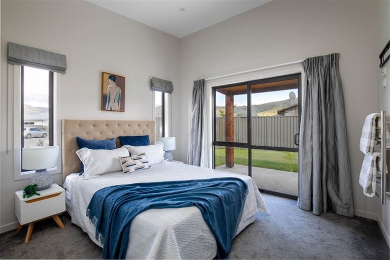 Photo of property in 11 Electric Place, Cromwell, 9310