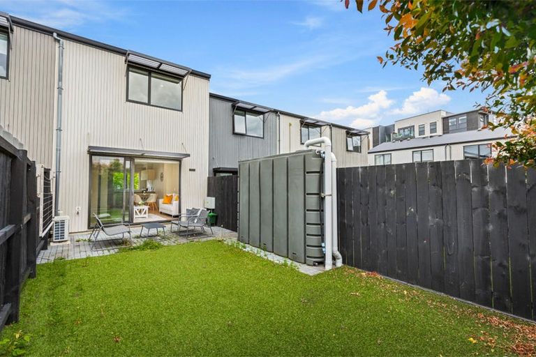 Photo of property in 11 Kerewhenua Crescent, Hobsonville, Auckland, 0616