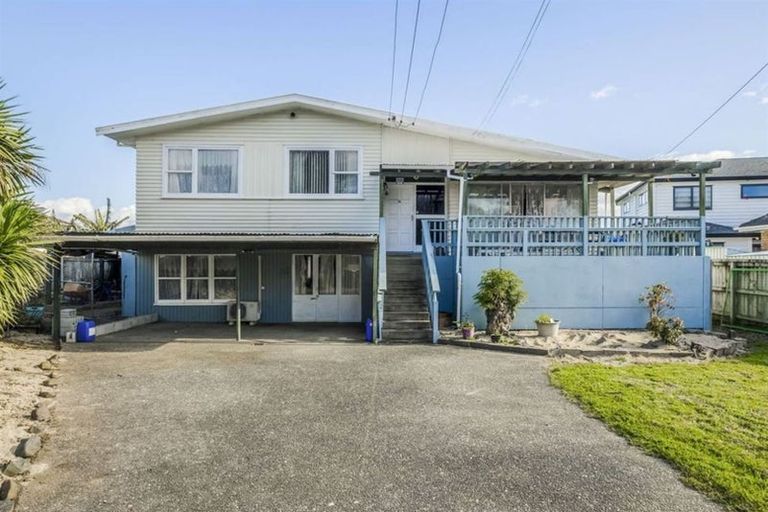 Photo of property in 26 Kohinoor Avenue, Mangere, Auckland, 2022