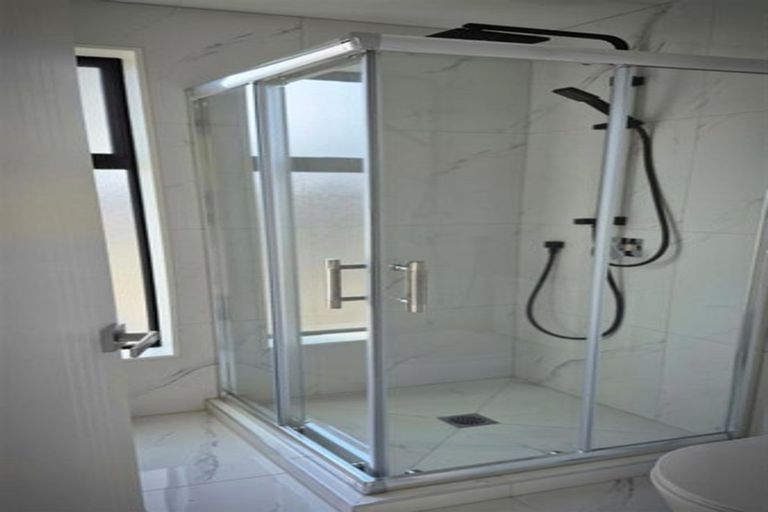 Photo of property in 11 Waikaha Street, Pokeno, 2472