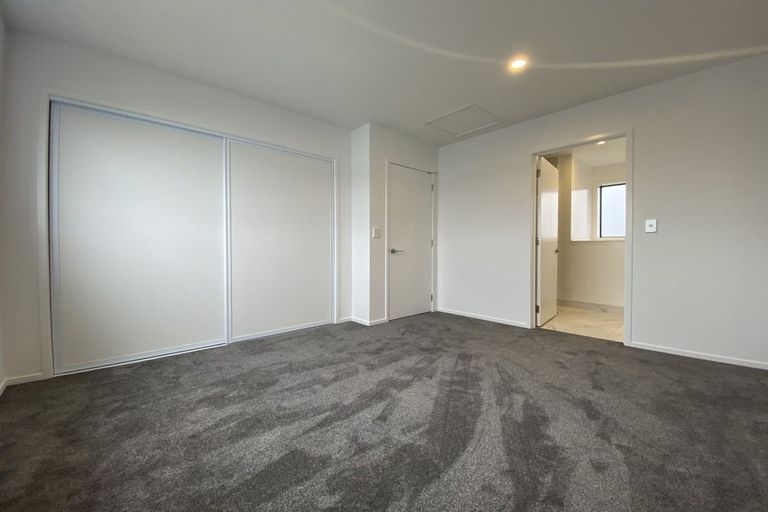Photo of property in 2u1 Hood Street, Mount Victoria, Wellington, 6011