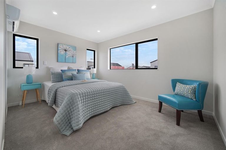 Photo of property in 30 Kairakau Street, Papakura, 2110