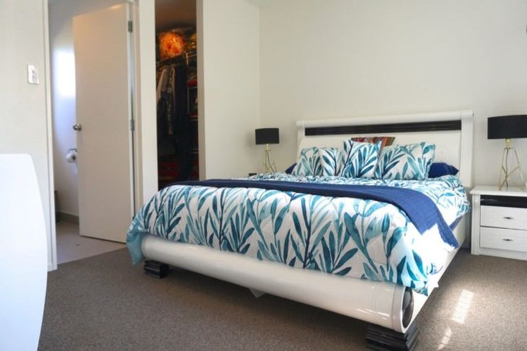 Photo of property in 25 Kotuku Crescent, Takanini, 2112