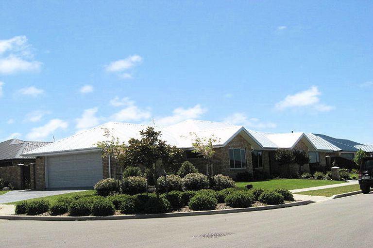 Photo of property in 17 Fergus Street, Kaiapoi, 7630