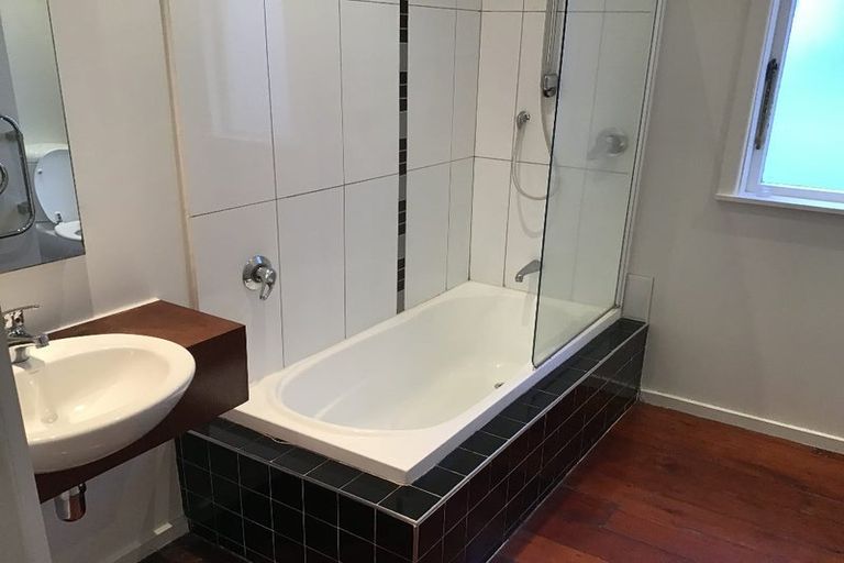 Photo of property in 22 Hapua Street, Hataitai, Wellington, 6021