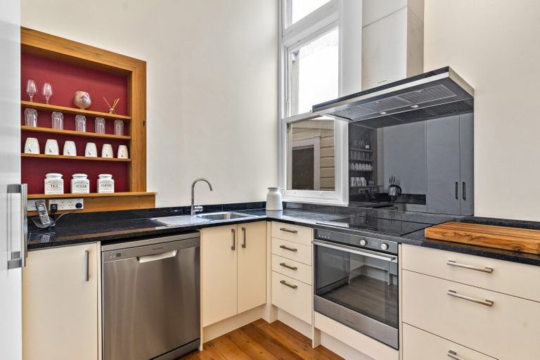 Photo of property in 193 East Street, Greytown, 5712