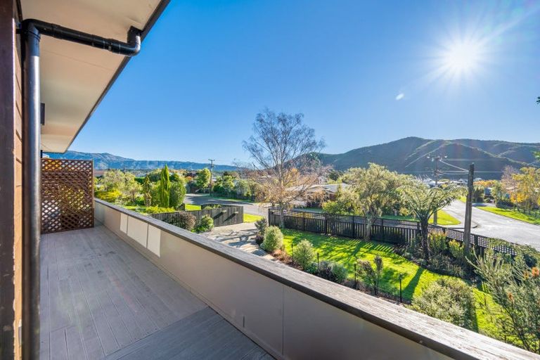 Photo of property in 90 Moana View Road, Waikawa, Picton, 7220