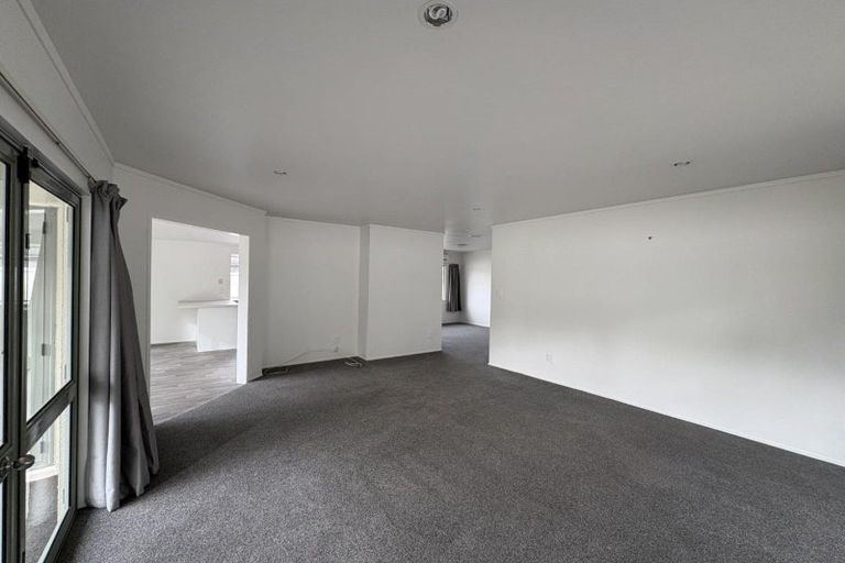 Photo of property in 54 Ashley Street, St Andrews, Hamilton, 3200