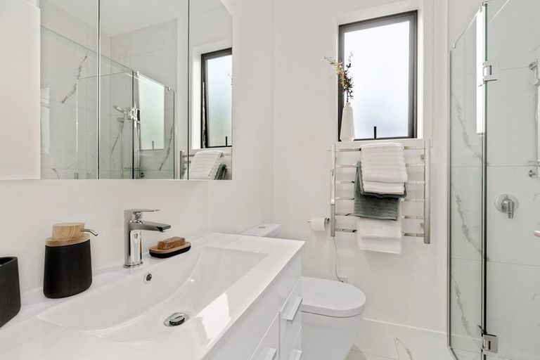 Photo of property in 7/445 Hibiscus Coast Highway, Orewa, 0931