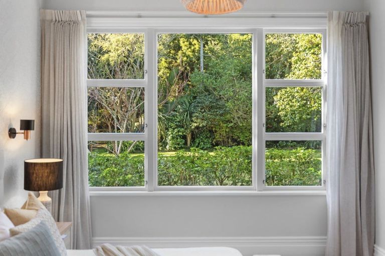 Photo of property in 100 Oxford Road, Okato, 4335