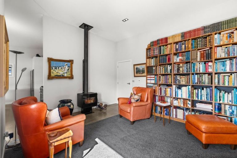 Photo of property in 24a Ferry Road, Clive, 4102