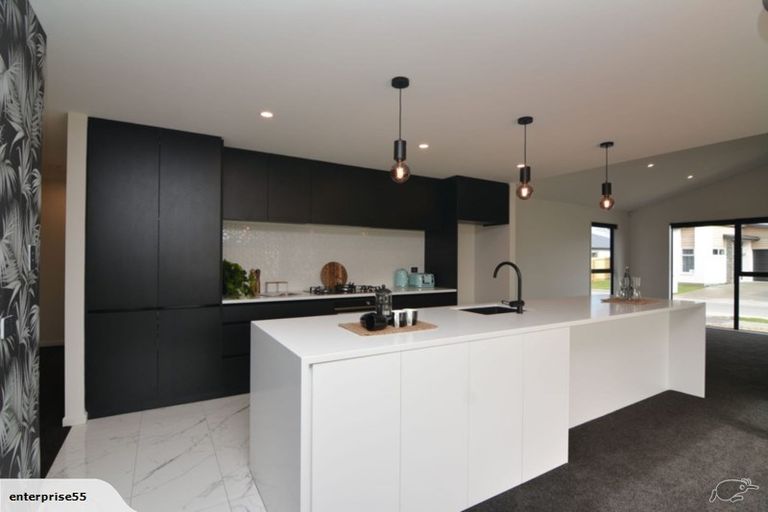 Photo of property in 5 Ciaran Close, Broomfield, Christchurch, 8042