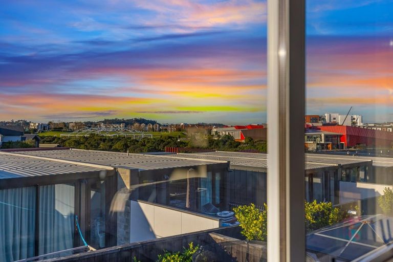 Photo of property in 7 Te Aho Matua Road, Hobsonville, Auckland, 0616