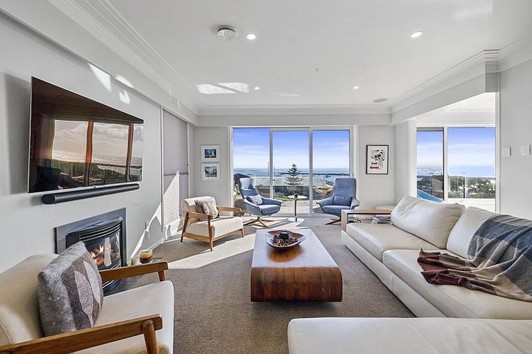 Photo of property in 26a Whiteley Street, Moturoa, New Plymouth, 4310