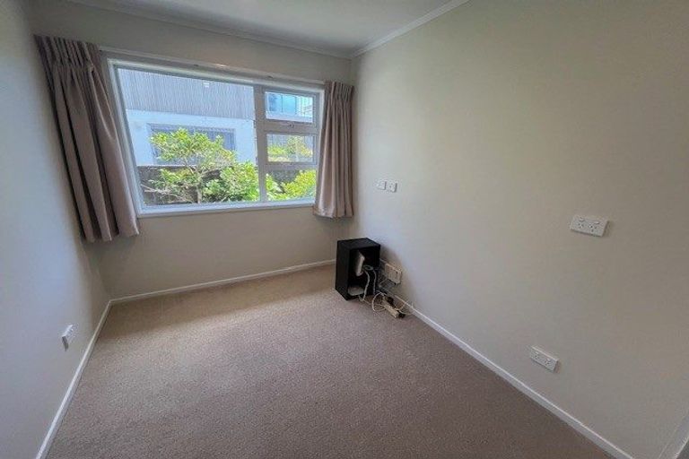 Photo of property in 3 Copperfield Terrace, Mellons Bay, Auckland, 2014