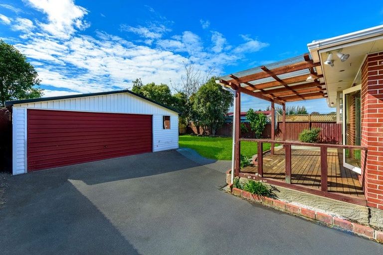 Photo of property in 54 Claridges Road, Casebrook, Christchurch, 8051