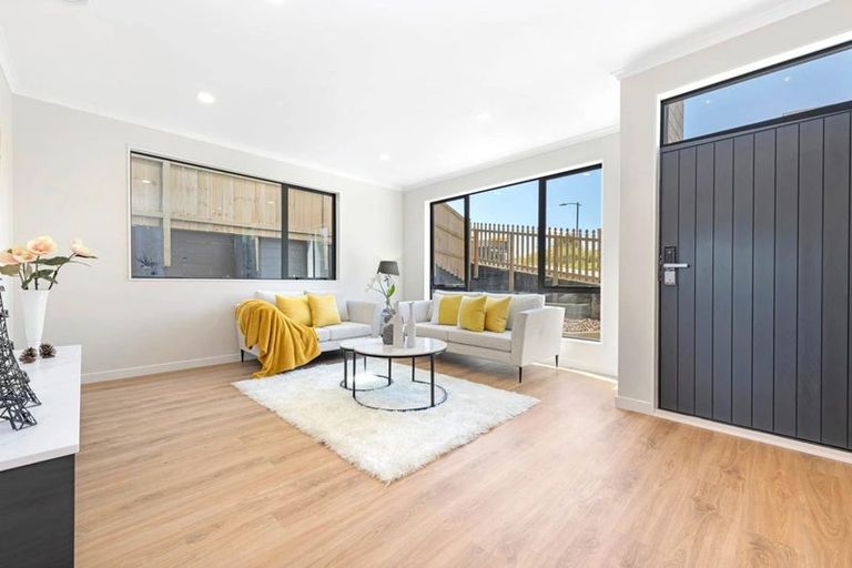 Photo of property in 20 Bendridge Street, Flat Bush, Auckland, 2019