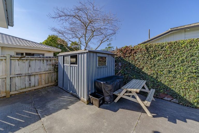 Photo of property in 74 Meeanee Road, Taradale, Napier, 4112