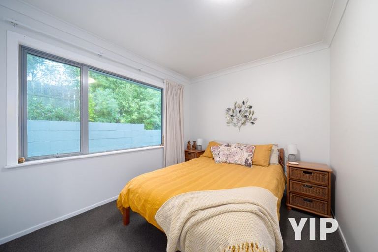 Photo of property in 5 Hallewell Crescent, Johnsonville, Wellington, 6037