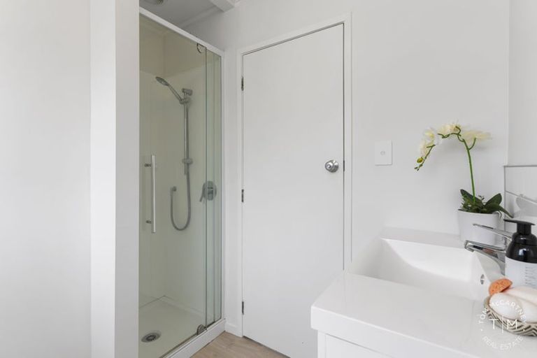 Photo of property in 54a Myers Road, Manurewa East, Auckland, 2102