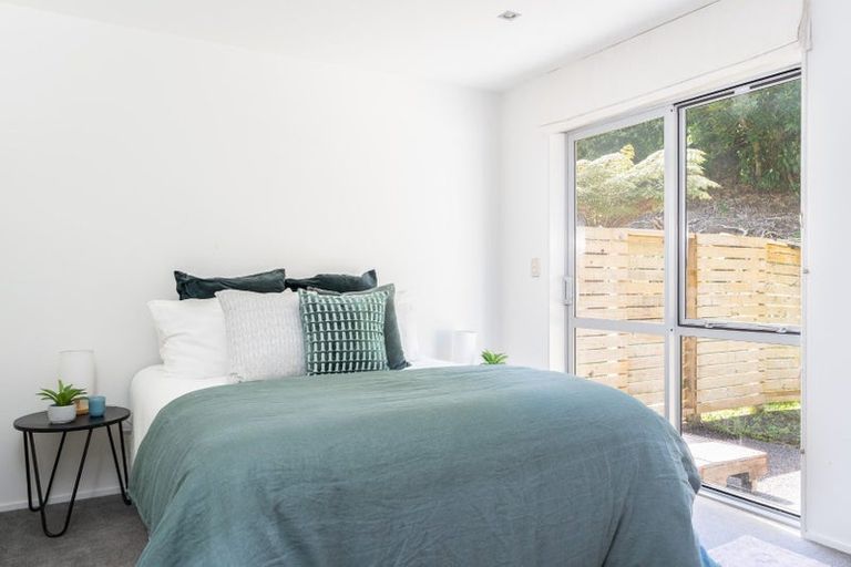 Photo of property in 10 Saddleback Grove, Karori, Wellington, 6012