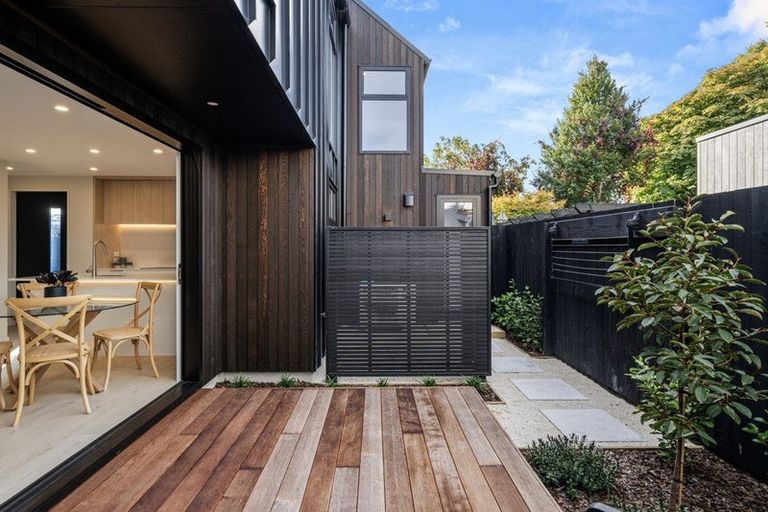 Photo of property in 5/9 Innes Road, St Albans, Christchurch, 8052