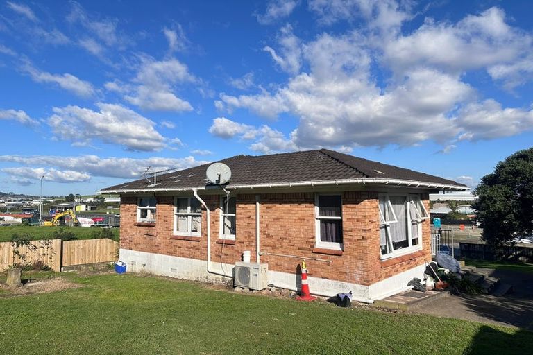 Photo of property in 214 Ti Rakau Drive, Pakuranga Heights, Auckland, 2010