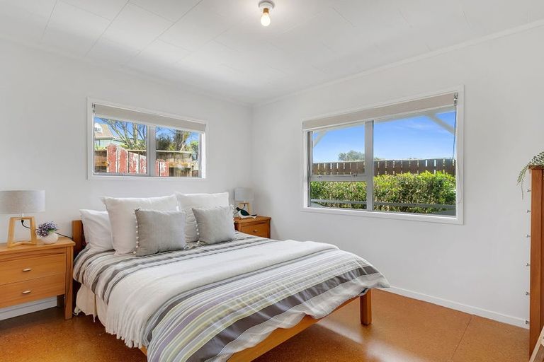 Photo of property in 14 Tikati View, Titahi Bay, Porirua, 5022