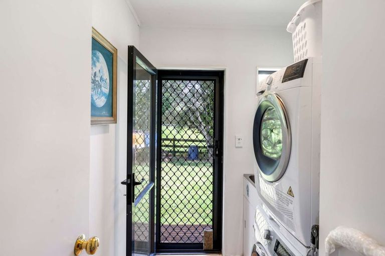 Photo of property in 287 Taurangaruru Road, Karioitahi, Waiuku, 2683