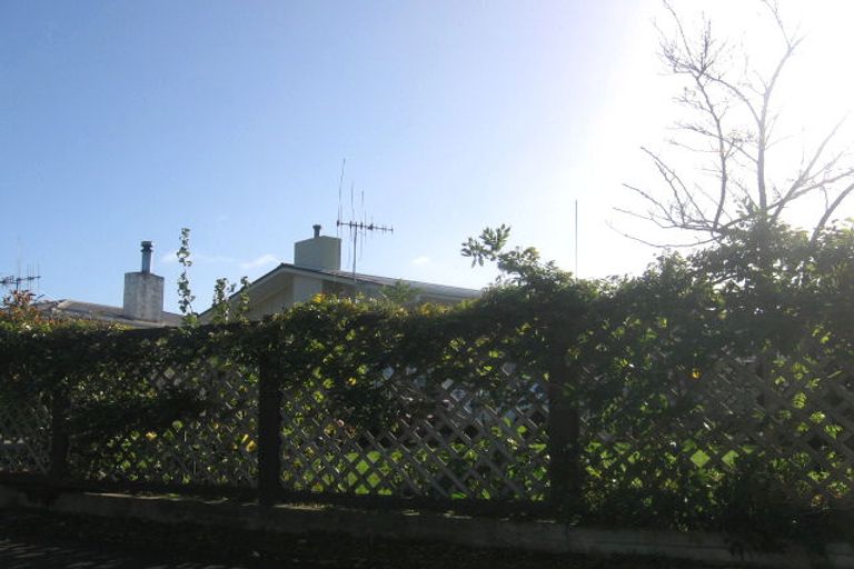 Photo of property in 5 Somerset Crescent, Highbury, Palmerston North, 4412