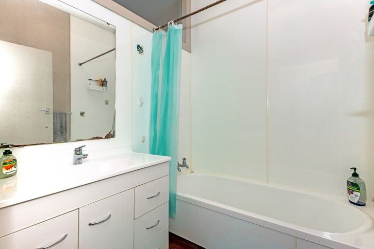 Photo of property in 444 Palmerston Road, Gisborne, 4010