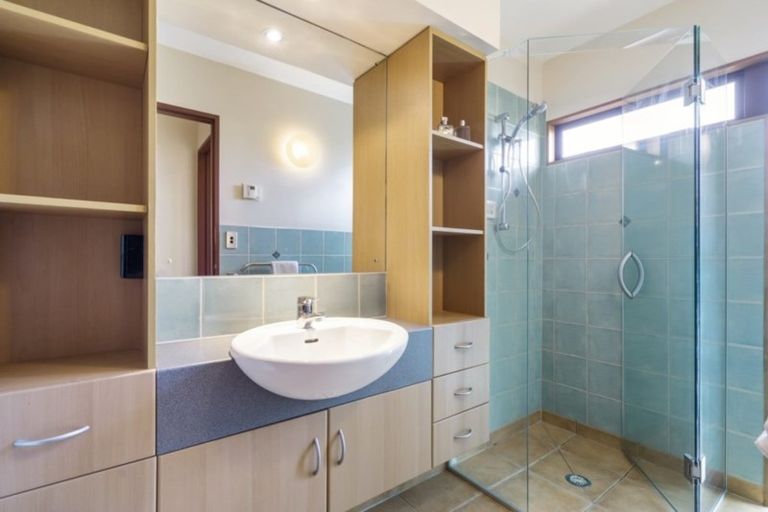 Photo of property in 65a Beresford Street, Bayswater, Auckland, 0622
