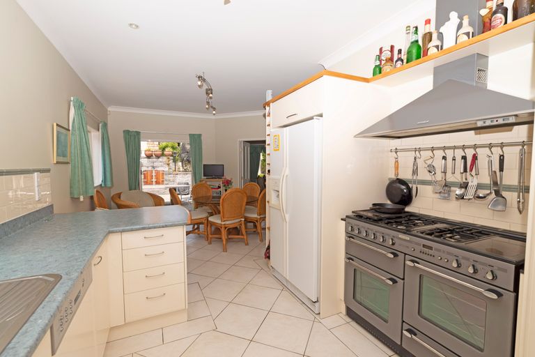 Photo of property in 7 Semillon Avenue, Henderson, Auckland, 0612
