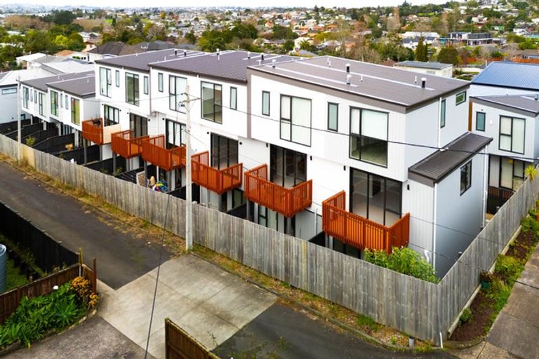 Photo of property in 14/17 Parker Avenue, New Lynn, Auckland, 0600