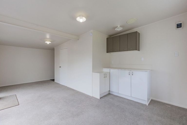 Photo of property in 24 Helena Street, Massey, Auckland, 0614