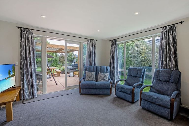 Photo of property in 21 Campion Place, Rolleston, 7614