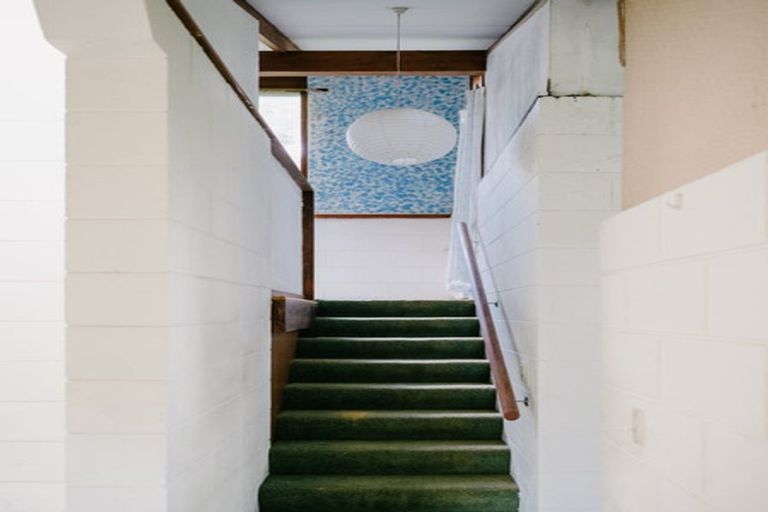 Photo of property in 15 Fenton Terrace, Cockle Bay, Auckland, 2014