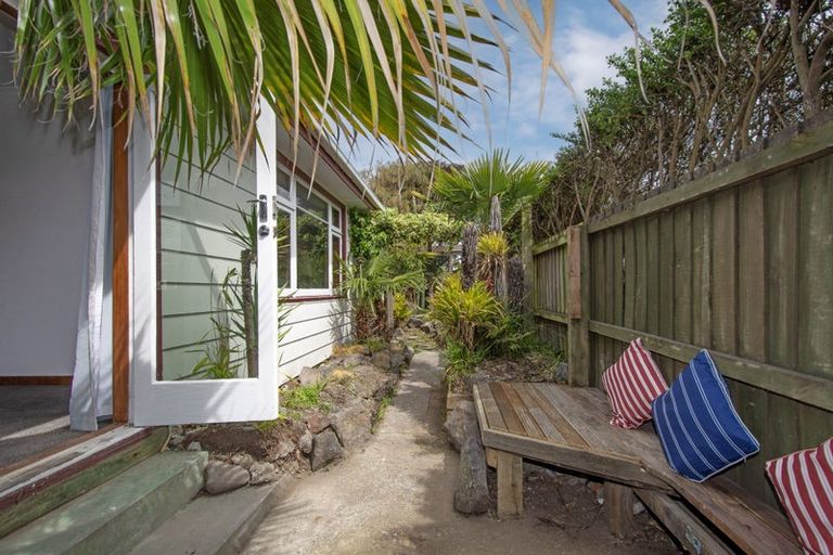 Photo of property in 2/62 Marlow Road, Aranui, Christchurch, 8061