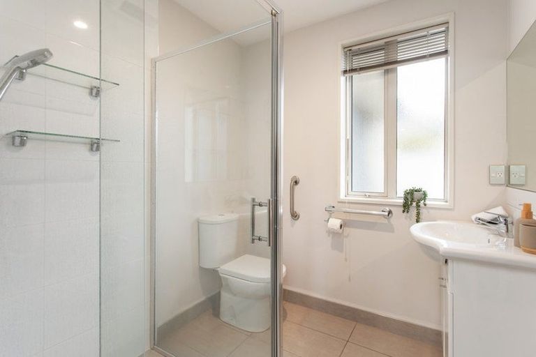 Photo of property in 2/70 Saint Martins Road, Saint Martins, Christchurch, 8022