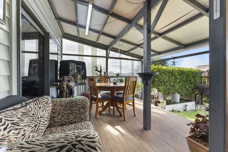 Photo of property in 3 Mabey Street, Eltham, 4322