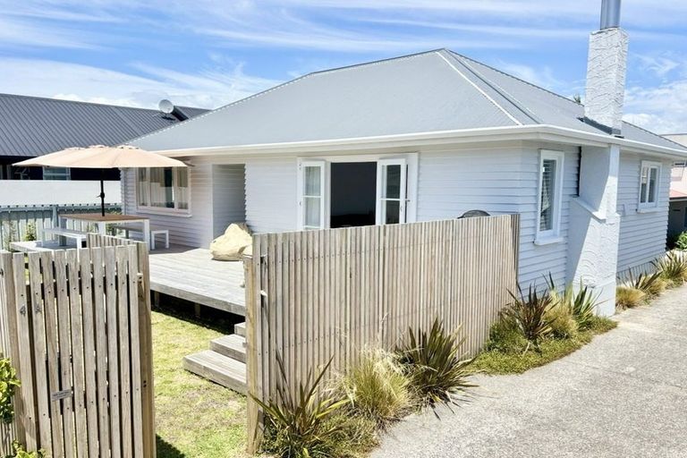 Photo of property in 4a Valley Road, Mount Maunganui, 3116