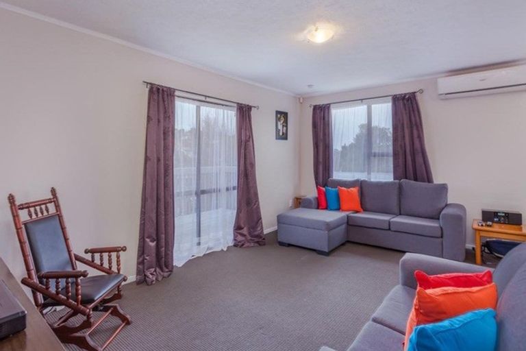 Photo of property in 152 Solar Road, Glen Eden, Auckland, 0602