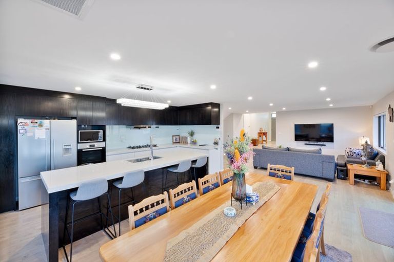 Photo of property in 218 Metcalfe Road, Ranui, Auckland, 0612