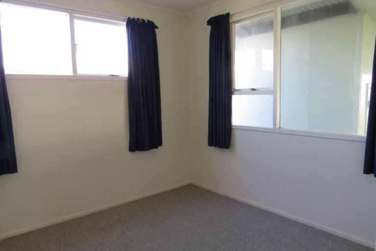Photo of property in 57 Mazengarb Road, Paraparaumu Beach, Paraparaumu, 5032