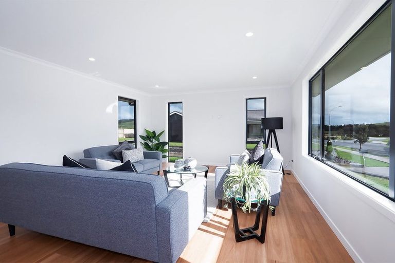 Photo of property in 35 Admiralty Drive, Haruru, 0204