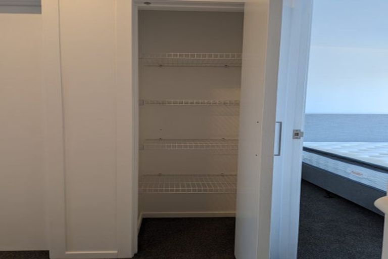 Photo of property in 73 Te Puketoka Lane, Mangere, 2022