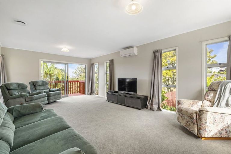 Photo of property in 301 Sunset Road, Sunnynook, Auckland, 0632