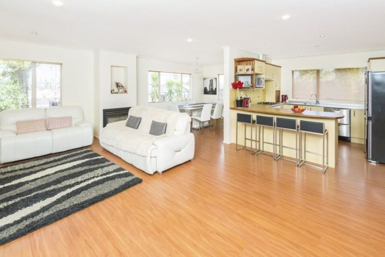 Photo of property in 6 Orne Street, Torbay, Auckland, 0630
