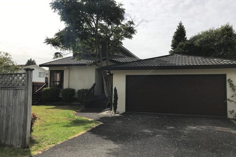 Photo of property in 159 Colwill Road, Massey, Auckland, 0614