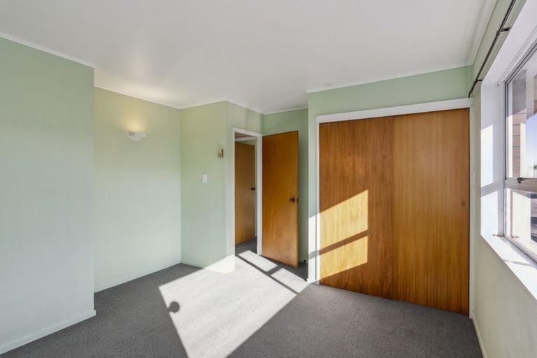 Photo of property in 28 Kapiti Road, Paraparaumu, 5032